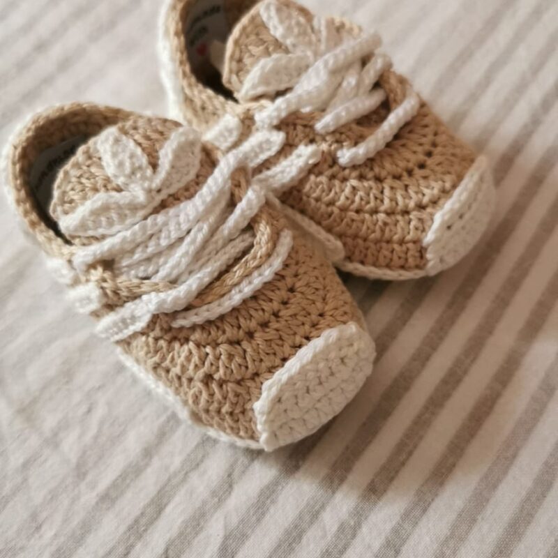 Scarpine Adidas elegant 30 euro